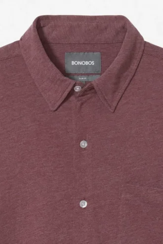 Button-down-T-shirt