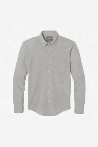 Button-down-T-shirt