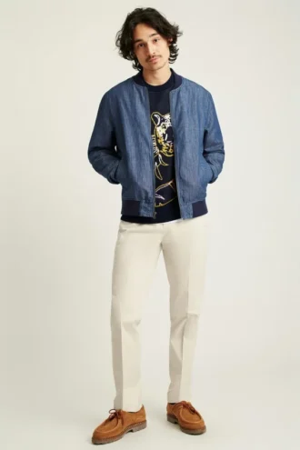 Chic och stilfull bomberjacka i chambray från Bonobos