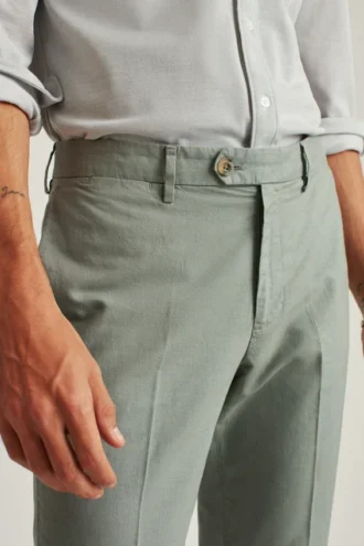 Eleganta chinos i bomull och linne