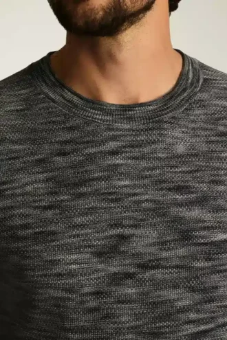 Färgglad stil med Bonobos Space Dye-tröja