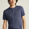Henley i italienskt linne Henley i italienskt linne