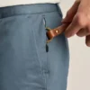 Håll dig sval och se snygg ut med Bonobos Tech Trouser Håll dig sval och se snygg ut med Bonobos Tech Trouser