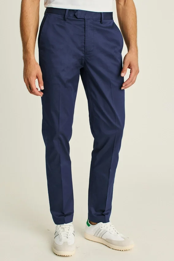 Håll dig sval och se snygg ut med Bonobos Tech Trouser Håll dig sval och se snygg ut med Bonobos Tech Trouser