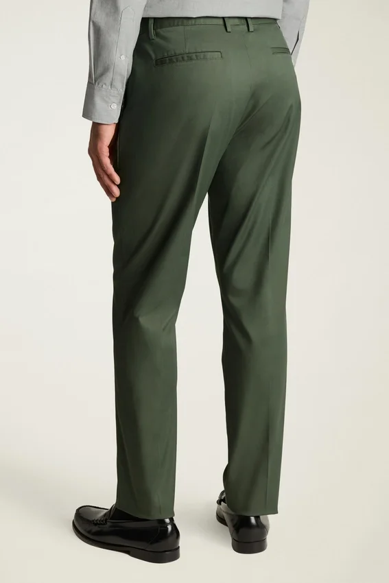 Håll dig sval och se snygg ut med Bonobos Tech Trouser Håll dig sval och se snygg ut med Bonobos Tech Trouser