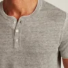 Kortärmad Henley-skjorta i linne Kortärmad Henley-skjorta i linne