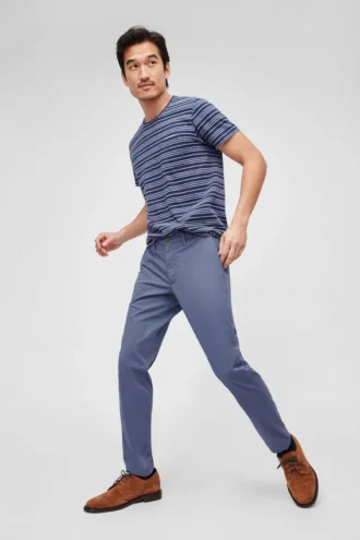 Lätta stretchchinos för herr