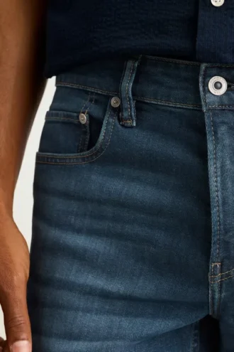 Omdefiniera komfort med Bonobos stretchiga, lätta jeans