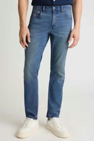 Omdefiniera komfort med Bonobos stretchiga, lätta jeans