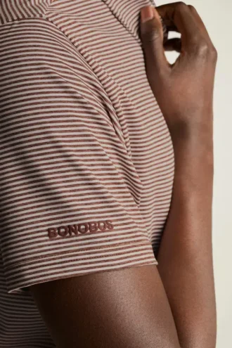 Performance Golf Shirt: enfärgad och randig