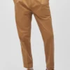 Plisserade stretch-chino-shorts Plisserade stretch-chino-shorts