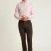 Stretch Washed Chino: Skräddarsydda chinos med Slim Fit-passform Stretch Washed Chino: Skräddarsydda chinos med Slim Fit-passform