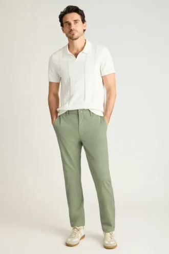 Stretch Washed Chino: Skräddarsydda chinos med Slim Fit-passform Stretch Washed Chino: Skräddarsydda chinos med Slim Fit-passform