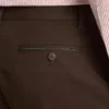 Stretch Washed Chino: Skräddarsydda chinos med Slim Fit-passform Stretch Washed Chino: Skräddarsydda chinos med Slim Fit-passform