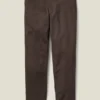 Stretch Washed Chino: Skräddarsydda chinos med Slim Fit-passform Stretch Washed Chino: Skräddarsydda chinos med Slim Fit-passform