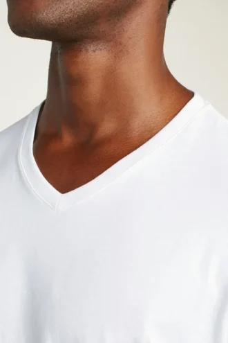 T-shirt i ekologisk bomull med V-ringning