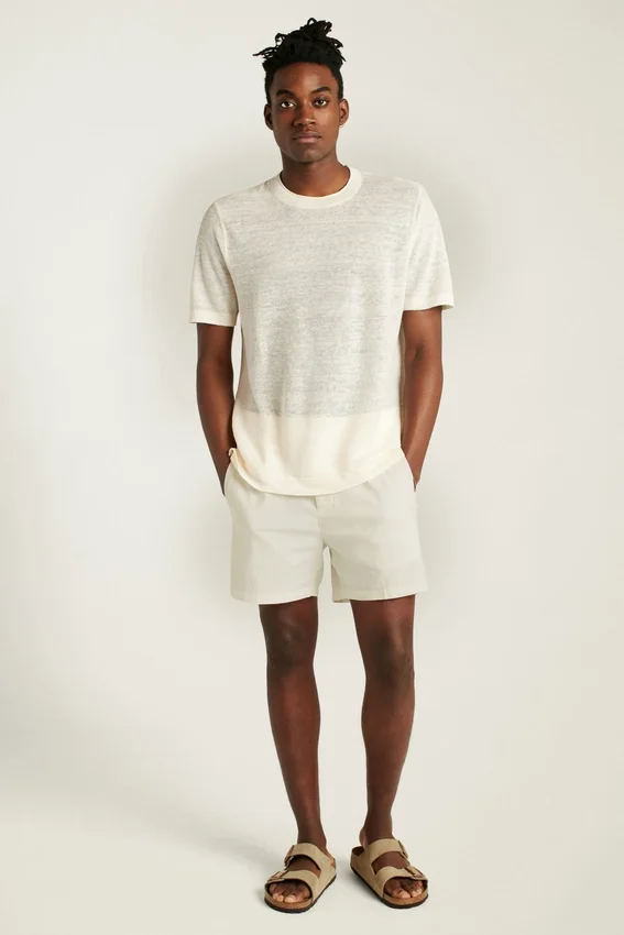T-shirt i italienskt linne för män T-shirt i italienskt linne för män