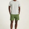 T-shirt med ficka i ekologisk bomull T-shirt med ficka i ekologisk bomull