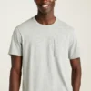 T-shirt med ficka i ekologisk bomull T-shirt med ficka i ekologisk bomull