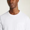 T-shirt med ficka i ekologisk bomull T-shirt med ficka i ekologisk bomull