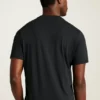T-shirt med ficka i ekologisk bomull T-shirt med ficka i ekologisk bomull