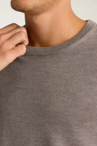 Tvättbar merinoullströja med rund hals